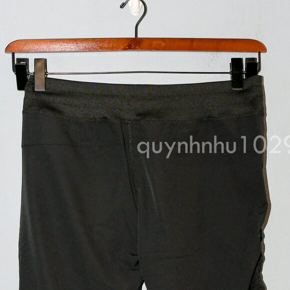 Kirkland Signature Women's Capri IN BLACK - Picture 11 of 11